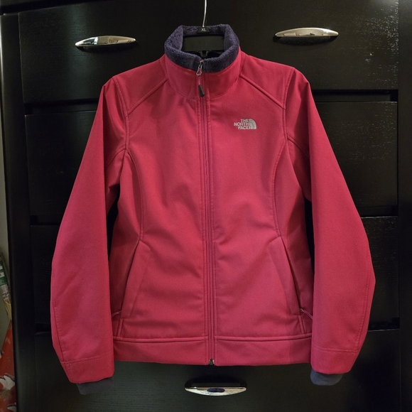 The North Face Soft Shell Fleeced Lined Jacket Pink/purple color size SMALL - Picture 2 of 14